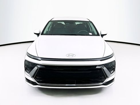 Used 2024 Hyundai Sonata SEL image 2