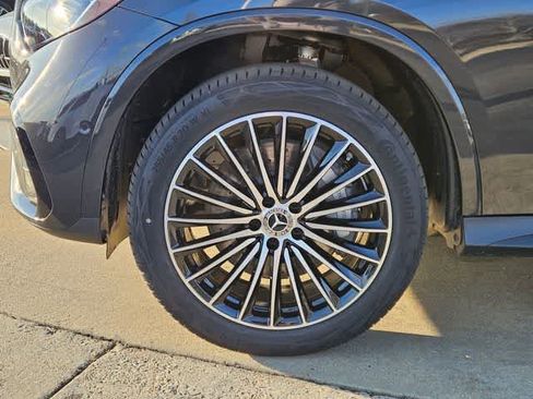 Used 2026 Mercedes-Benz GLC 300 image 13