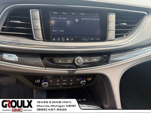 Used 2023 Buick Enclave Essence w/ Sport Touring Edition AWD/4WD image 19