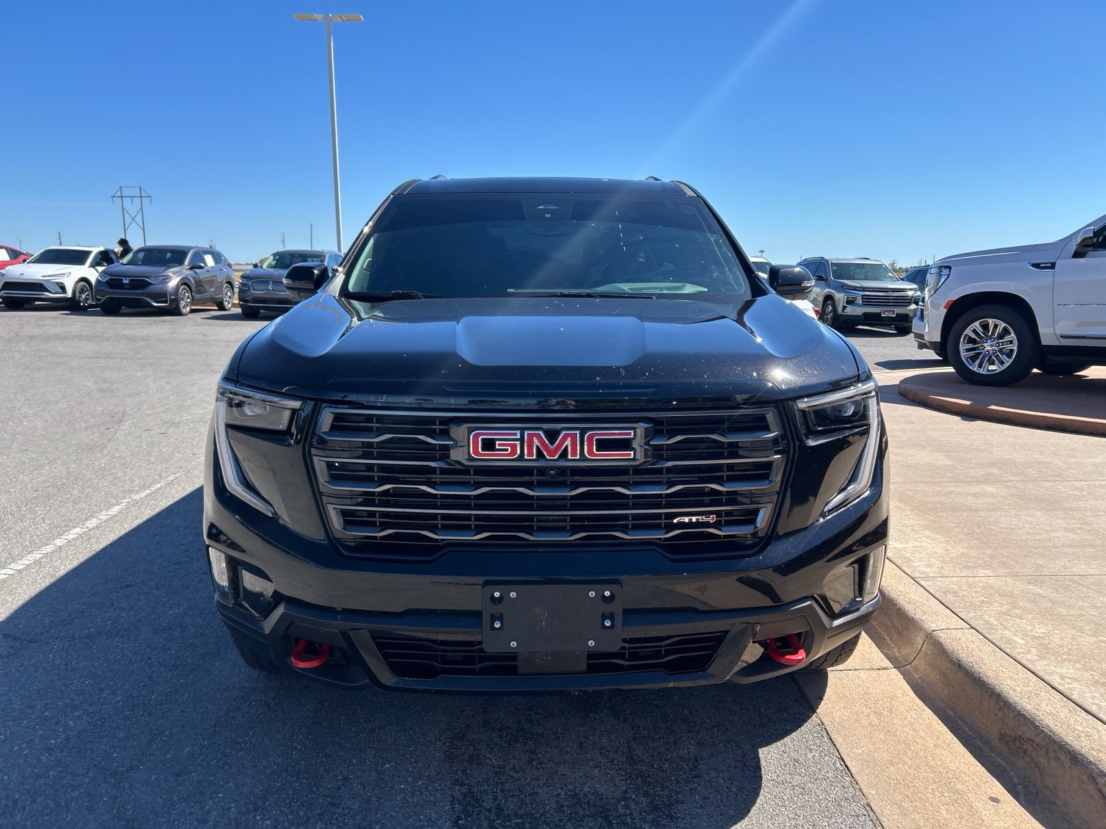 Used 2025 GMC Acadia AT4 AWD/4WD image 2