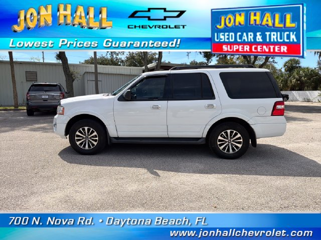 Used 2017 Ford Expedition XLT w/ Equipment Group 201A RWD image 3
