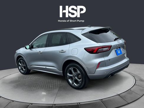Used 2023 Ford Escape ST-Line w/ Tech Pack #1 AWD/4WD image 3