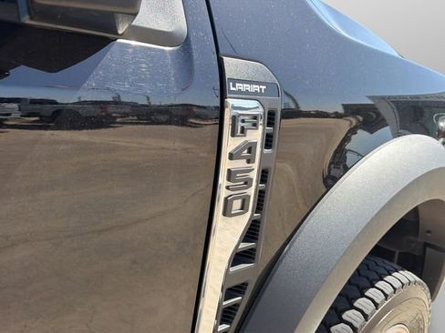 Certified 2023 Ford F450 Lariat AWD/4WD image 10