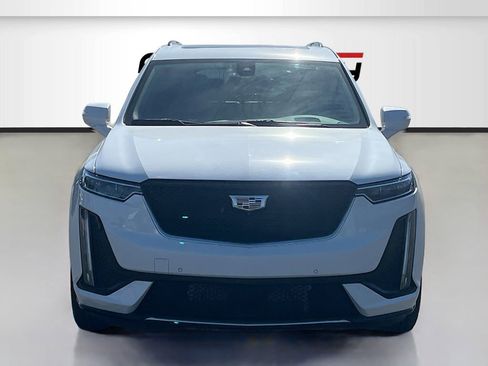 Used 2024 Cadillac XT6 Sport w/ Platinum Package AWD/4WD image 2