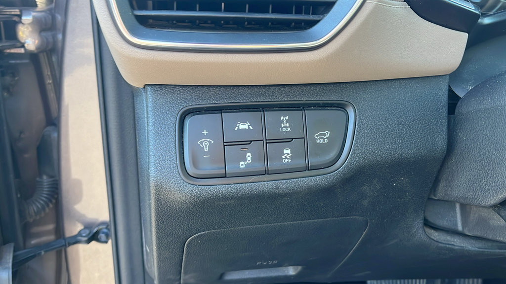 Used 2020 Hyundai Santa Fe SEL AWD/4WD image 11