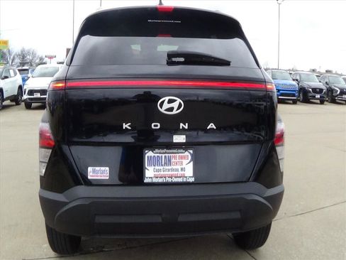 Used 2025 Hyundai Kona SEL image 7
