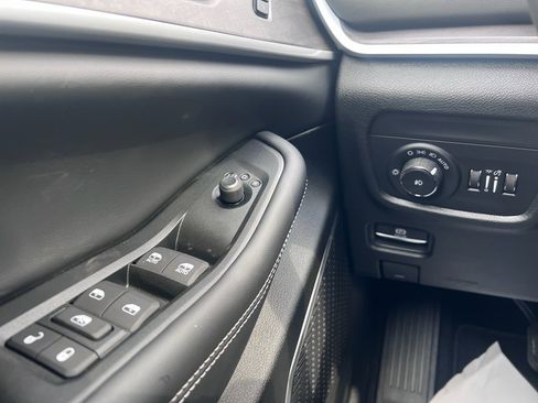 New 2026 Jeep Grand Cherokee L Limited w/ Limited Altitude Package image 27