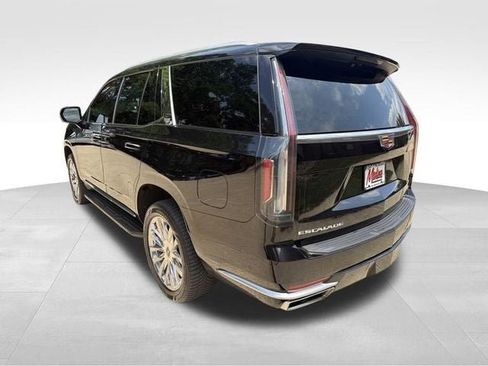 Used 2023 Cadillac Escalade Premium Luxury AWD/4WD image 6