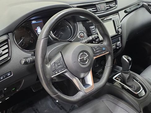 Used 2019 Nissan Rogue Sport SL w/ Premium Package AWD/4WD image 16