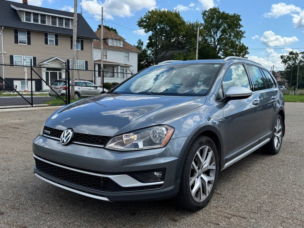 Used 2017 Volkswagen Golf Alltrack SEL AWD/4WD image 1