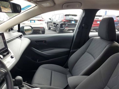 Used 2024 Toyota Corolla LE image 17