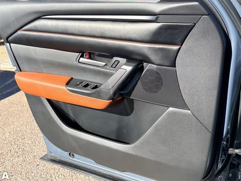 Used 2023 MAZDA CX-50 AWD 2.5 Turbo w/ Premium Pkg image 13