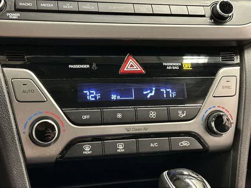 Used 2017 Hyundai Elantra Limited w/ Limited Tech Package 04 image 15