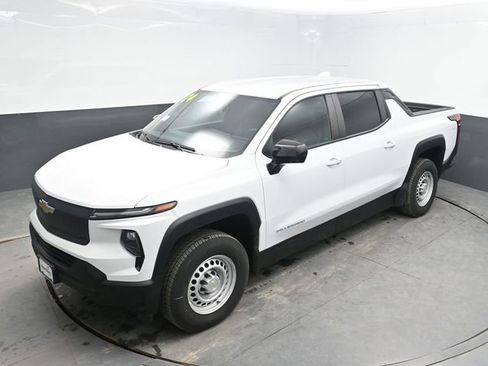Used 2024 Chevrolet Silverado EV W/T image 23