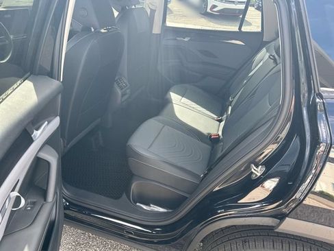 New 2026 Volkswagen Tiguan SE AWD/4WD image 22