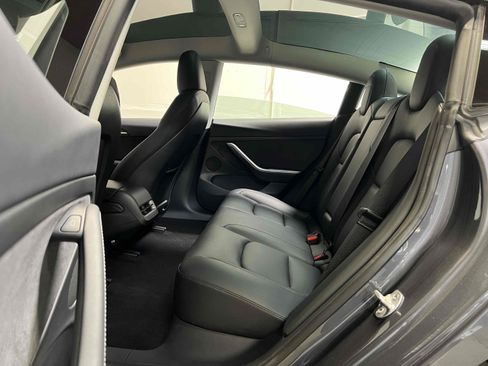 Used 2023 Tesla Model 3 Performance image 24