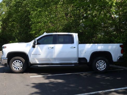 Used 2024 Chevrolet Silverado 2500 LTZ AWD/4WD image 4