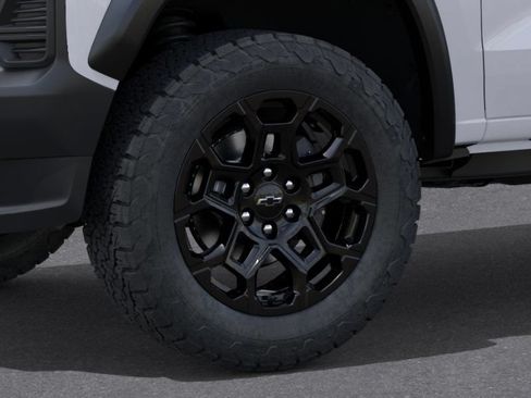 New 2026 Chevrolet Colorado Trail Boss AWD/4WD image 9