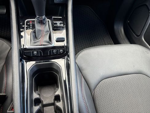 Used 2025 Jeep Compass Trailhawk image 40