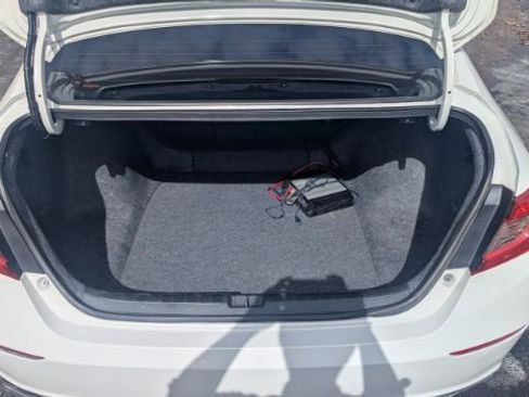 Used 2020 Honda Accord Sport image 14