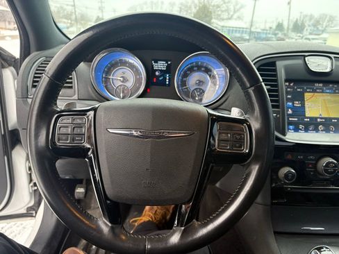 Used 2013 Chrysler 300 S image 14