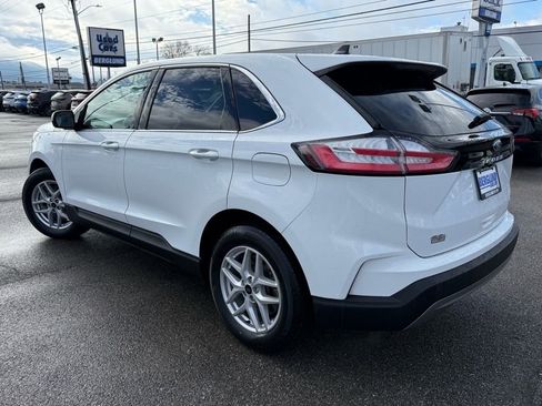Used 2024 Ford Edge SEL image 6