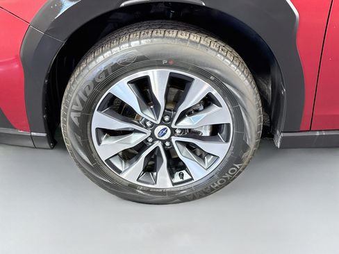 Used 2024 Subaru Outback Touring XT AWD/4WD image 38