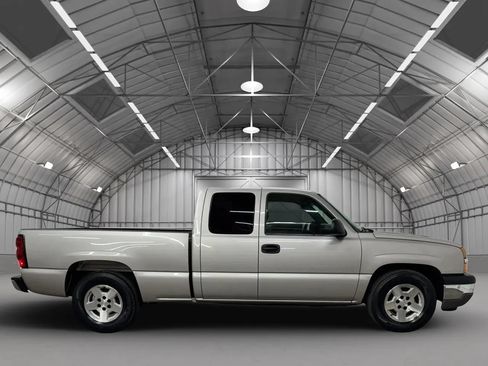Used 2005 Chevrolet Silverado 1500 LS RWD image 7