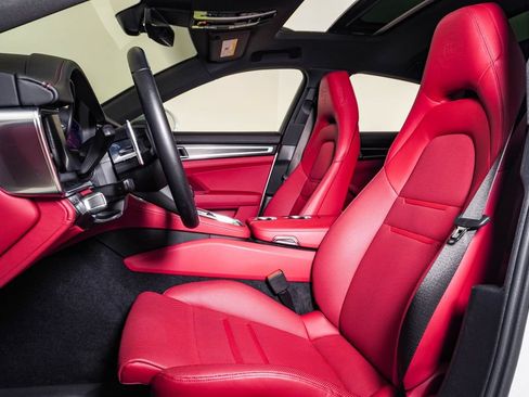 Certified 2023 Porsche Panamera 4 Platinum Edition AWD/4WD image 5