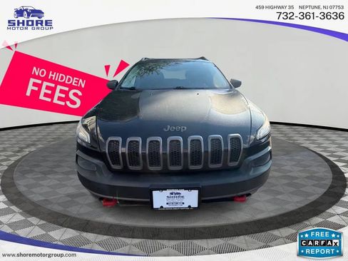 Used 2015 Jeep Cherokee Trailhawk AWD/4WD image 2