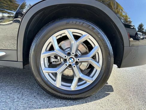 Used 2025 BMW X4 xDrive30i image 10