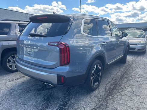 Used 2025 Kia Telluride S FWD image 9