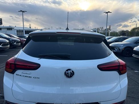 Used 2023 Buick Encore GX Select FWD image 7