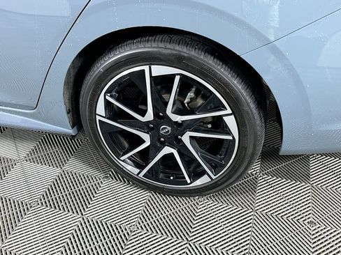 Used 2024 Nissan Sentra SR w/ SR Premium Package image 38