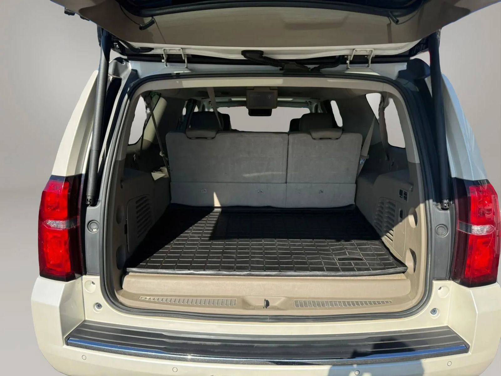 Used 2015 Chevrolet Suburban LTZ AWD/4WD image 45