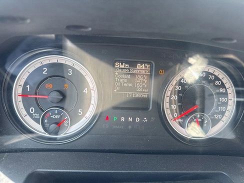 Used 2016 RAM 2500 Tradesman w/ Chrome Appearance Group AWD/4WD image 27