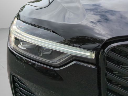 New 2026 Volvo XC60 B5 Ultra w/ Protection Package Premier image 24