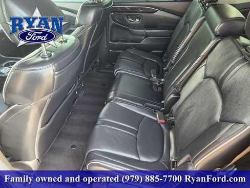 Used 2025 Honda Pilot Elite image 20