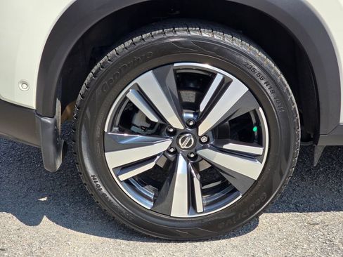 Used 2021 Nissan Rogue Platinum AWD/4WD image 13