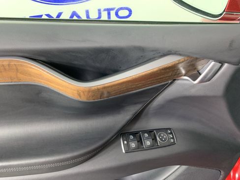 Used 2020 Tesla Model X Long Range image 16