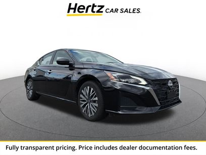 Used 2025 Nissan Altima 2.5 SV
