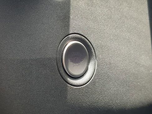 Certified 2024 Volkswagen ID.4 S RWD image 32