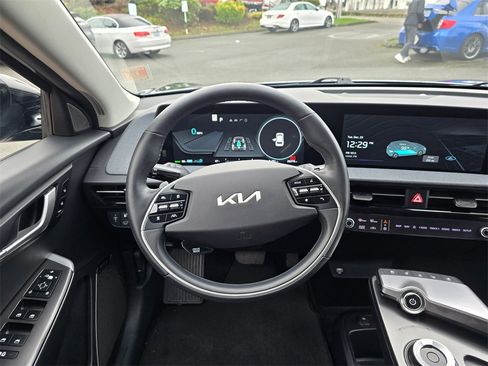 Used 2022 Kia EV6 Wind image 21