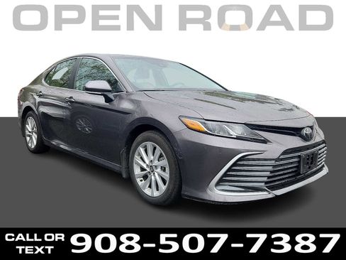 Used 2023 Toyota Camry LE w/ Convenience Package AWD/4WD image 1