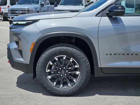 New 2026 Chevrolet Traverse Z71 AWD/4WD image 5