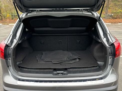 Used 2019 Nissan Rogue Sport SV image 9