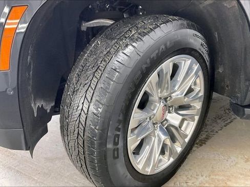 Certified 2025 GMC Yukon Denali image 33