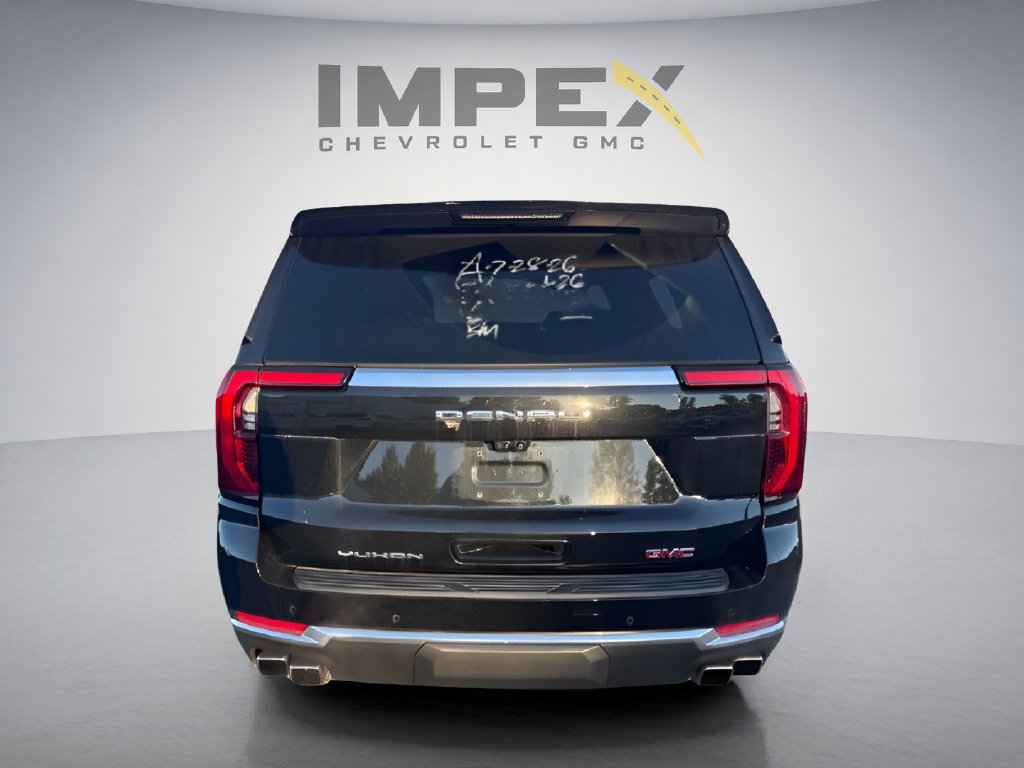 Used 2026 GMC Yukon XL Denali w/ Denali Reserve Package AWD/4WD image 4