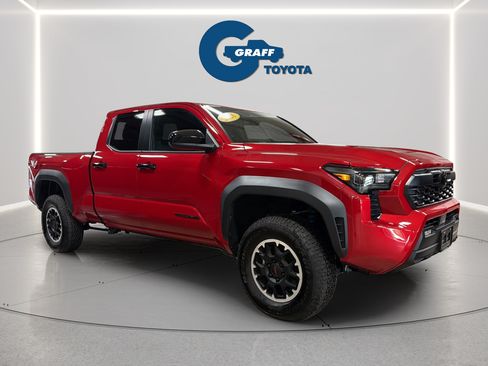 Used 2026 Toyota Tacoma TRD Off-Road AWD/4WD image 4