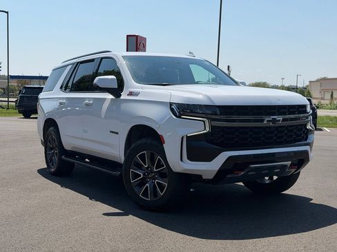 Used 2022 Chevrolet Tahoe Z71 w/ Z71 Off-Road Package AWD/4WD image 1